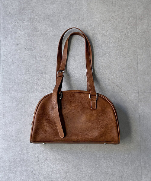 CPCM(シーピーシーエム)の「ラウンドボストンバッグ(ボストンバッグ・レディース・ブラック/ブラウン/レッド/グリーン/キャメル・FREE)」の12枚目の写真