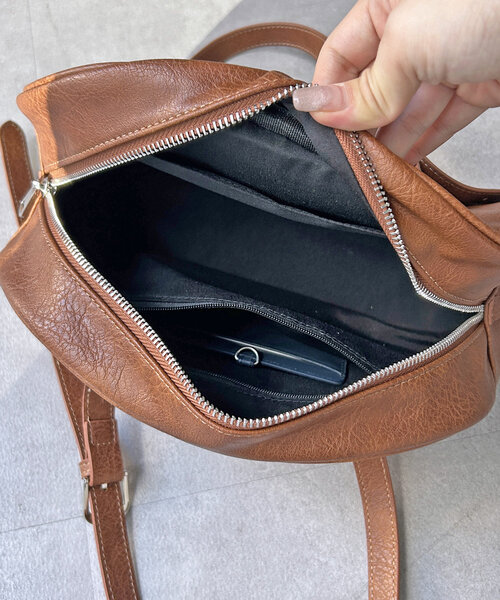 CPCM(シーピーシーエム)の「ラウンドボストンバッグ(ボストンバッグ・レディース・ブラック/ブラウン/レッド/グリーン/キャメル・FREE)」の14枚目の写真