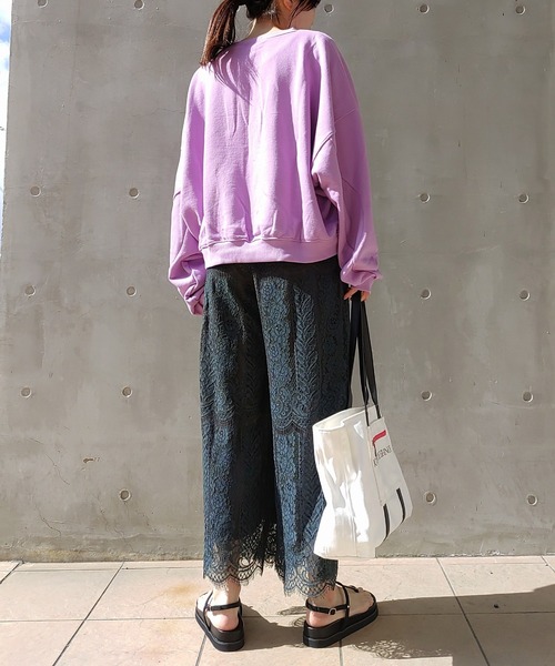 Q（キュー）の「裏毛09プリントトレーナー（スウェット・レディース・ライトブルー/ラベンダー/ネイビー・MEDIUM）」の5枚目の写真