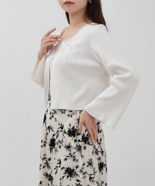 ASTORIA ODIER(アストリアオディール)の「パール装飾リボン刺繍カーディガン(カーディガン/ボレロ・レディース・ホワイト/グリーン/ラベンダー・MEDIUM)」の18枚目の写真