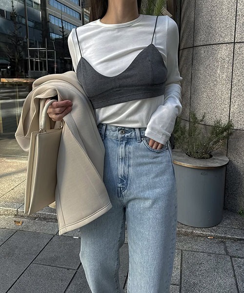 WILLFULLY（ウィルフリー）の「decoration stitch smooth bustier（その他トップス・レディース・ブラック/ホワイト/レモンイエロー/チャコール・FREE）」の3枚目の写真