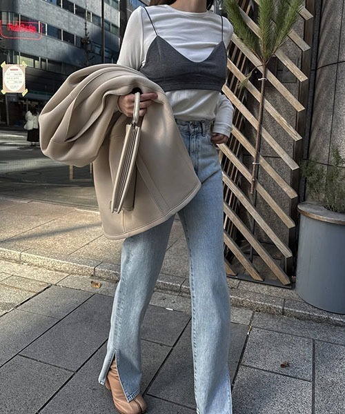 WILLFULLY（ウィルフリー）の「decoration stitch smooth bustier（その他トップス・レディース・ブラック/ホワイト/レモンイエロー/チャコール・FREE）」の10枚目の写真