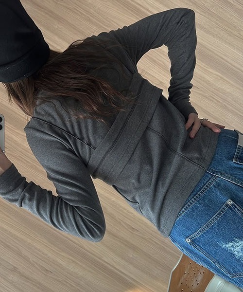 WILLFULLY（ウィルフリー）の「decoration stitch smooth bustier（その他トップス・レディース・ブラック/ホワイト/レモンイエロー/チャコール・FREE）」の17枚目の写真