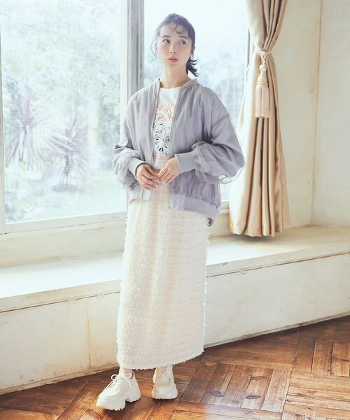 earth music&ecology(アースミュージックアンドエコロジー)の「チュールレイヤードMA-1(ブルゾン・レディース・アイボリー/ピンクベージュ/グレー/ブラック・FREE)」の15枚目の写真