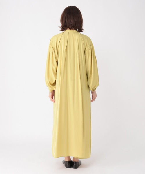studio CLIP（スタディオクリップ）の「ボリューム袖タックワンピース（ワンピース・レディース・イエロー/チャコール/ブルー・FREE）」の7枚目の写真