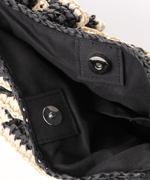 LAKOLE（ラコレ）の「ペーパーフリルショルダーバッグ / 286390（ショルダーバッグ・レディース・ベージュ系1/ブラック系9・FREE）」の10枚目の写真