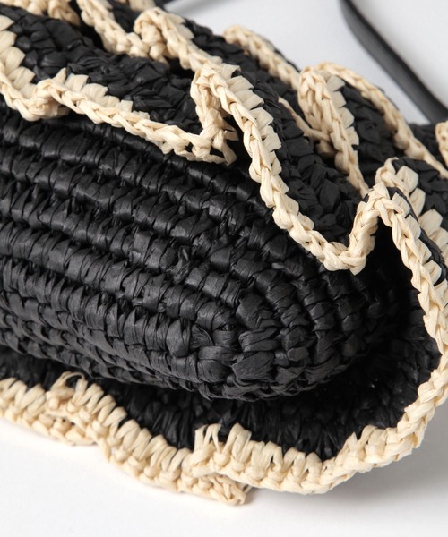 LAKOLE（ラコレ）の「ペーパーフリルショルダーバッグ / 286390（ショルダーバッグ・レディース・ベージュ系1/ブラック系9・FREE）」の13枚目の写真