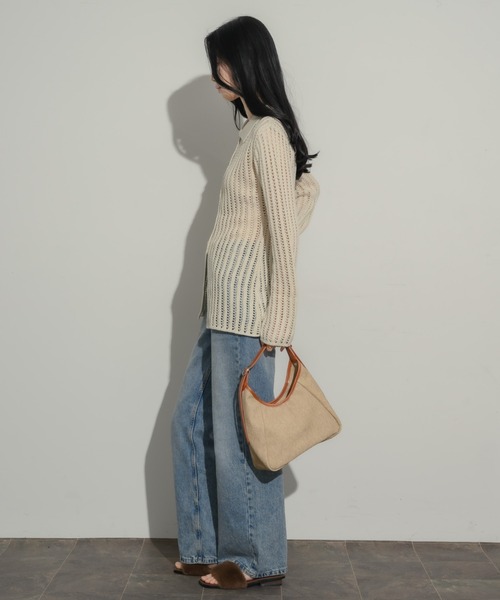 NEUNA（ヌナ）の「バイカラー2wayバッグ（ハンドバッグ・レディース・ブルー/ベージュ・FREE）」の14枚目の写真