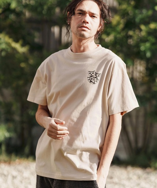 CAMBIO(カンビオ)の「mt9559-プリントT_Sensation Tシャツ(Tシャツ/カットソー・メンズ・ホワイト/サンドベージュ/ライトオリーブ・S/M/L/XL)」の2枚目の写真