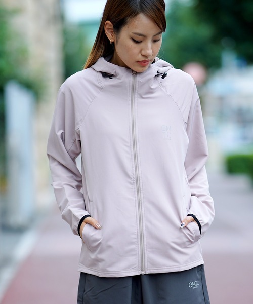 THE MILES(ザ マイルズ)の「GYMTEC 4WAYストレッチワークアウトZIPパーカー(Tシャツ/カットソー・メンズ・ブラック/ベージュ/ネイビー/グレー・MEDIUM/LARGE/X-LARGE)」の3枚目の写真