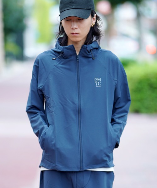 THE MILES(ザ マイルズ)の「GYMTEC 4WAYストレッチワークアウトZIPパーカー(Tシャツ/カットソー・メンズ・ブラック/ベージュ/ネイビー/グレー・MEDIUM/LARGE/X-LARGE)」の4枚目の写真