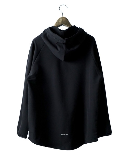 THE MILES(ザ マイルズ)の「GYMTEC 4WAYストレッチワークアウトZIPパーカー(Tシャツ/カットソー・メンズ・ブラック/ベージュ/ネイビー/グレー・MEDIUM/LARGE/X-LARGE)」の7枚目の写真