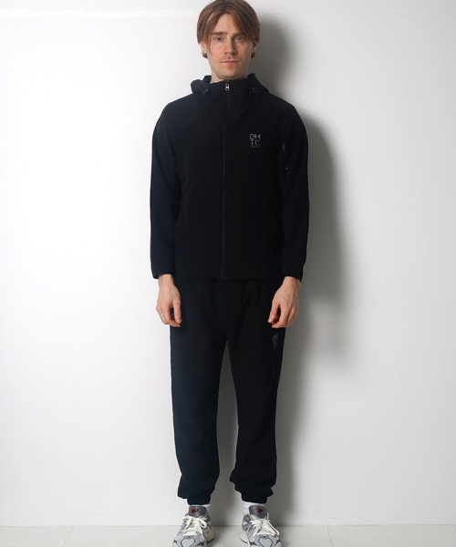 THE MILES(ザ マイルズ)の「GYMTEC 4WAYストレッチワークアウトZIPパーカー(Tシャツ/カットソー・メンズ・ブラック/ベージュ/ネイビー/グレー・MEDIUM/LARGE/X-LARGE)」の5枚目の写真