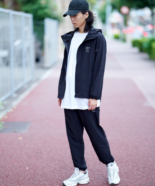 THE MILES(ザ マイルズ)の「GYMTEC 4WAYストレッチワークアウトZIPパーカー(Tシャツ/カットソー・メンズ・ブラック/ベージュ/ネイビー/グレー・MEDIUM/LARGE/X-LARGE)」の20枚目の写真