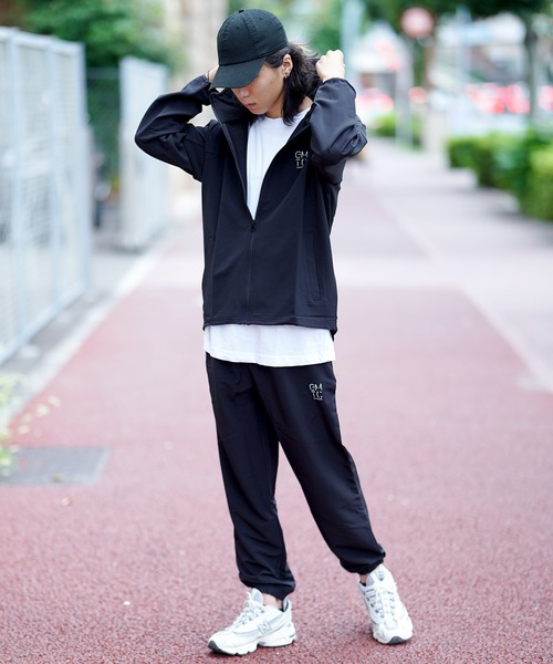 THE MILES(ザ マイルズ)の「GYMTEC 4WAYストレッチワークアウトZIPパーカー(Tシャツ/カットソー・メンズ・ブラック/ベージュ/ネイビー/グレー・MEDIUM/LARGE/X-LARGE)」の18枚目の写真