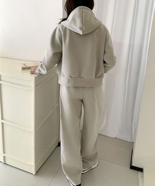 LOWO(ロワ)の「スウェットフードパーカー・カーブパンツ セットアップ 上下セット(セットアップ・レディース・モカ/ピンク/オフホワイト/チャコールグレー・FREE)」の15枚目の写真