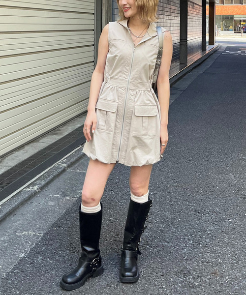 SPIRALGIRL(スパイラルガール)の「フード付きポケットバルーンワンピース(ワンピース・レディース・カーキ/ブラック/ベージュ・FREE)」の12枚目の写真