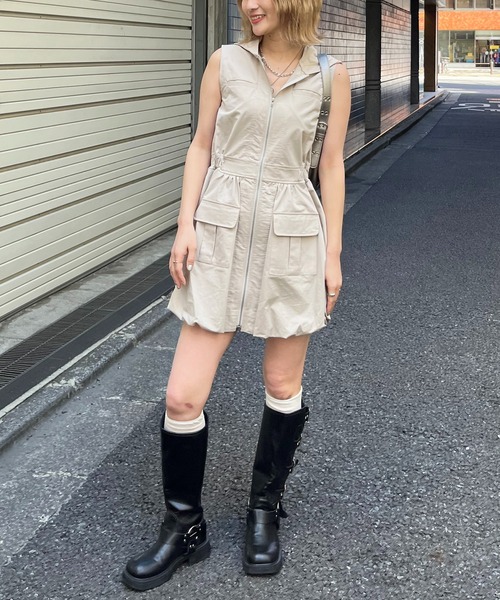 SPIRALGIRL(スパイラルガール)の「フード付きポケットバルーンワンピース(ワンピース・レディース・カーキ/ブラック/ベージュ・FREE)」の17枚目の写真