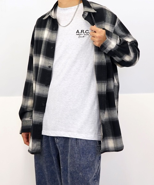 Burner(バーナー)の「【GROOVY STORE】ワイドシルエット刺繍ロングスリーブTシャツ(Tシャツ/カットソー・メンズ・ブラック系その他2/ホワイト系その他2/ブラック系その他3/ダークグリーン/ブルー/ホワイト/ホワイト系その他3/ライトブラック/ブラウン/スミクロ/モカ・M/L/LL)」の16枚目の写真