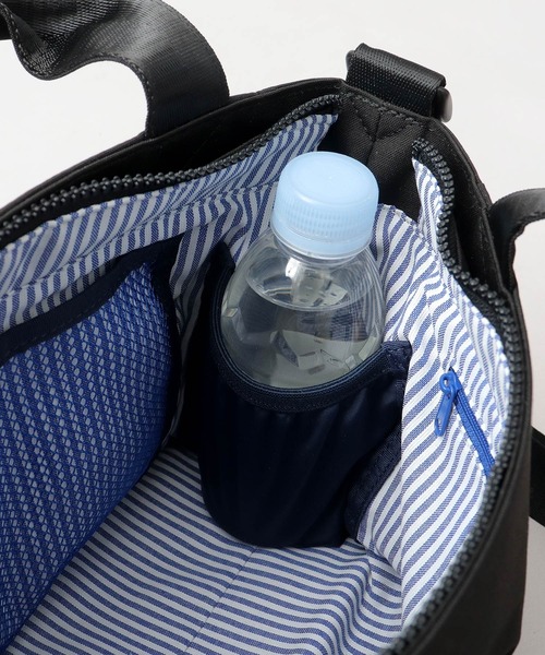 moz(モズ)の「軽量 撥水 ポリエステル 2WAY ショルダー ハンドトートバッグ B5サイズ対応(トートバッグ・レディース・ブラック/ブルー/オフホワイト・FREE)」の7枚目の写真
