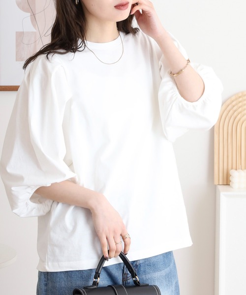 mitis(ミティス)の「mitis 袖タックボリュームプルオーバー(Tシャツ/カットソー・レディース・ブラック/ブルー/グレイッシュベージュ/オフホワイト・M)」の19枚目の写真