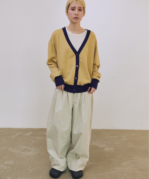 lit（リット）の「Half Up Tuck Pants（スラックス・レディース・ブラック/キナリ・38/36）」の16枚目の写真