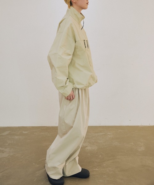 lit（リット）の「Half Up Tuck Pants（スラックス・レディース・ブラック/キナリ・38/36）」の13枚目の写真