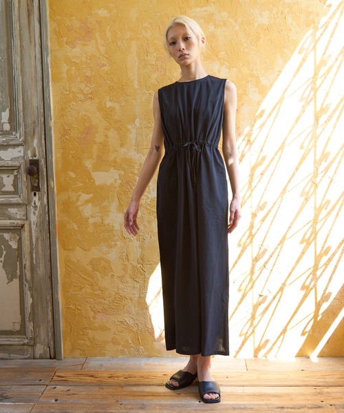 paradigm(パラダイム)の「コットンリネンドロストワンピース(ワンピース・レディース・ブラック/チャコールグレー・SMALL/MEDIUM)」の8枚目の写真