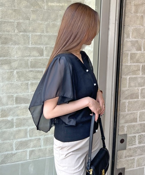 Futier land（フューティアランド）の「袖シアーパールボタントップス（Tシャツ/カットソー・レディース・ブラック/ホワイト・MEDIUM/LARGE）」の6枚目の写真