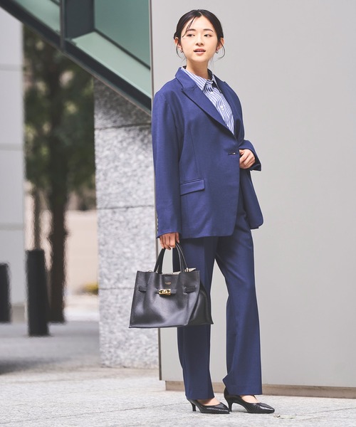 Sirin(シリン)の「≪Premiam≫ super100’sウールブレンドフレアパンツ【2サイズ展開】(スラックス・レディース・ネイビー/グレー・SMALL/X-SMALL)」の10枚目の写真