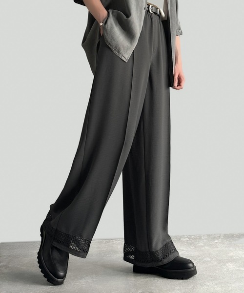 Classical Origin(クラシカルオリジン)の「【Classical Origin】「キレイめ×抜け感」裾レース切り替えリラックスイージースラックス/Lace Panel Easy Slacks(スラックス・メンズ・グレー/チャコールグレー・SMALL/MEDIUM/LARGE)」の1枚目の写真