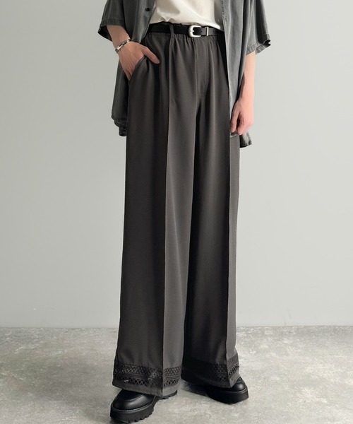 Classical Origin(クラシカルオリジン)の「【Classical Origin】「キレイめ×抜け感」裾レース切り替えリラックスイージースラックス/Lace Panel Easy Slacks(スラックス・メンズ・グレー/チャコールグレー・SMALL/MEDIUM/LARGE)」の4枚目の写真