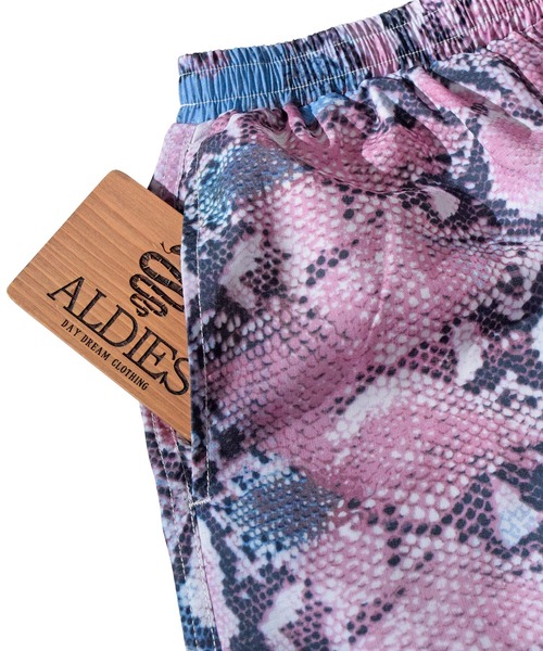 ALDIES(アールディーズ)の「Python Shorts / パイソンショーツ(その他パンツ・メンズ・ブルー/ピンク・SMALL/MEDIUM/LARGE/X-LARGE)」の10枚目の写真