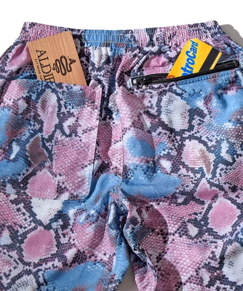 ALDIES(アールディーズ)の「Python Shorts / パイソンショーツ(その他パンツ・メンズ・ブルー/ピンク・SMALL/MEDIUM/LARGE/X-LARGE)」の11枚目の写真