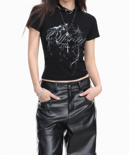 lilful（リルフル）の「フロントヴィンテージロゴプリント ラグランTシャツ（Tシャツ/カットソー・レディース・ブラック/ホワイト・M/S）」の4枚目の写真