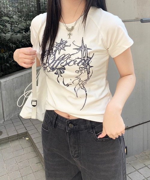 lilful（リルフル）の「フロントヴィンテージロゴプリント ラグランTシャツ（Tシャツ/カットソー・レディース・ブラック/ホワイト・M/S）」の17枚目の写真