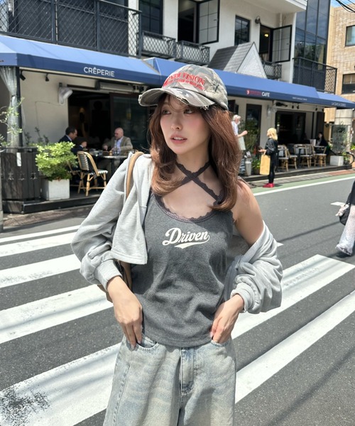 RAY CASSIN(レイカズン)の「【マルチウェイ】レースロゴパット付レイヤードキャミソール(キャミソール・レディース・グリーン系その他2/ネイビー/ホワイト系その他2/チャコールグレー/レッド系その他2・FREE)」の21枚目の写真