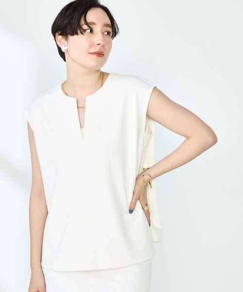 NOLLEY’S Sophi(ノーリーズソフィ)の「《セットアップ対応》マルチファンクションキーネックプルオーバーカットソー(Tシャツ/カットソー・レディース・ブラック/オフホワイト・38)」の14枚目の写真
