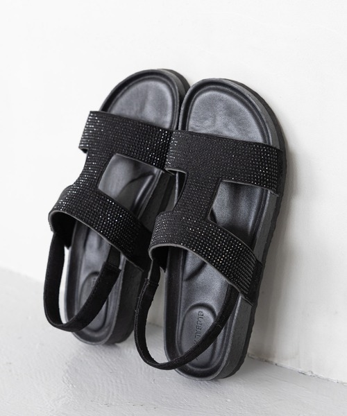 GLOBAL WORK（グローバルワーク）の「らくっションストーンサンダル/327963（サンダル・レディース・グレー/ブラック・SMALL/LARGE/MEDIUM）」の2枚目の写真