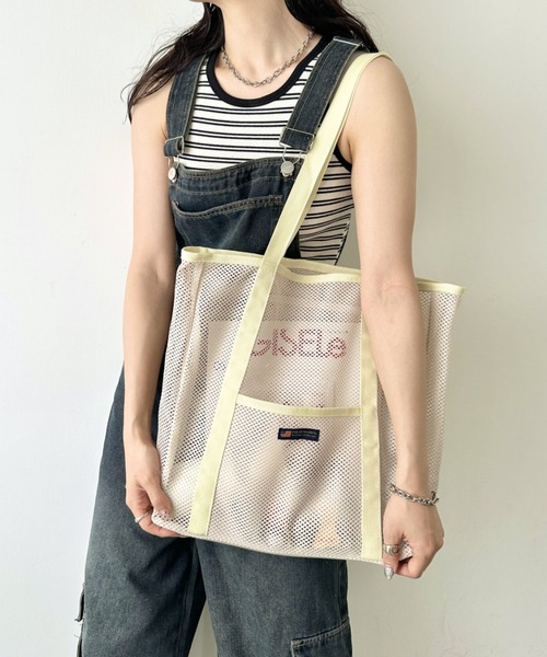 POLOCHAMPS（ポロチャンプス）の「POLOCHAMPS(ポロチャンプス)/軽量 大容量 A4サイズ収納可能 メッシュトートバッグ（トートバッグ・レディース・カーキ/ブラック/アイボリー・FREE）」の6枚目の写真