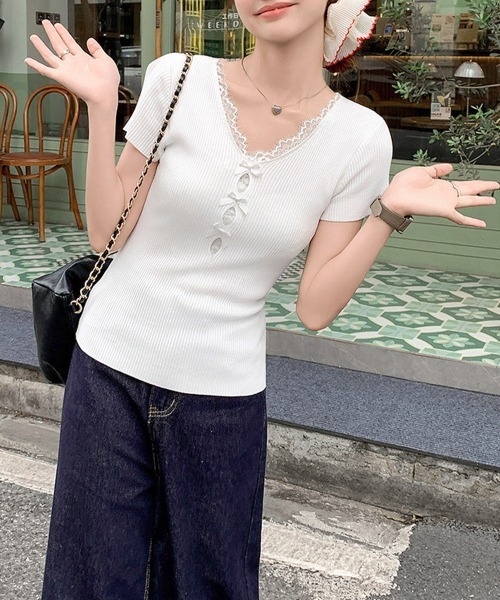 Miniministore(ミニミニストア)の「リボンレース付きリブニット Vネック夏服(Tシャツ/カットソー・レディース・イエロー/ピンク/ホワイト/ライトブルー/ブラック・FREE)」の6枚目の写真