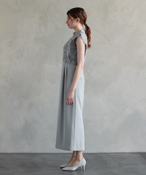 AIMER(エメ)の「メッシュフラワーレース×マットサテンフリルスリーブタイトパーティードレス 結婚式 お呼ばれ ドレス 20代 30代 40代(ドレス・レディース・ネイビー/ベージュ/グレイッシュブルー・MEDIUM)」の16枚目の写真