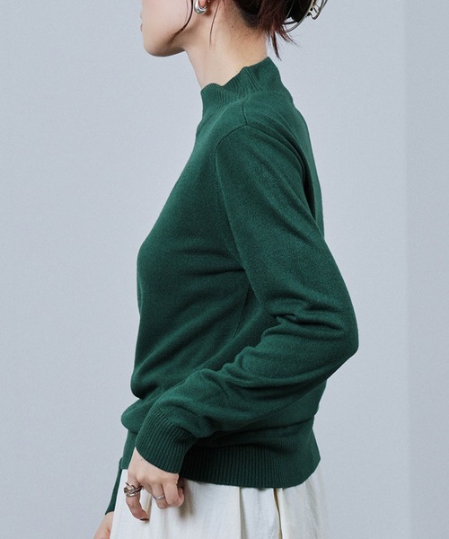 NAVY(ネイビー)の「nAvy カシミヤタッチハイネック(ニット/セーター・レディース・ブラック/グレー/イエロー/グリーン/オレンジ系・M/L)」の20枚目の写真