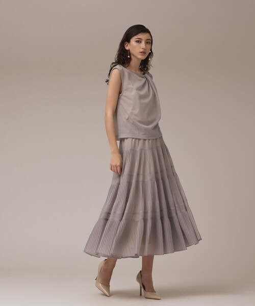 GRACE CONTINENTAL(グレースコンチネンタル)の「プリーツティアードスカート(スカート・レディース・ブラック/ブルー/ベージュ・36)」の8枚目の写真