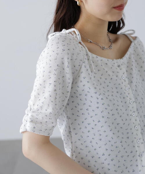 FREE'S MART（フリーズマート）の「（ＭＦＭ）リボンショルダー小花半袖カーディガン（Tシャツ/カットソー・レディース・ホワイト/ネイビー・FREE）」の18枚目の写真
