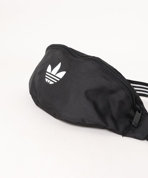adidas（アディダス）の「adidas アディダス U AC WAISTBAG バッグ JX0223 BLACK/WHITE（ボディバッグ/ウエストポーチ・メンズ・ブラック・FREE）」の3枚目の写真