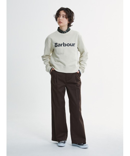 Barbour(バブアー)の「ヴィンテージウォッシュ フロントロゴスウェット"Japan Exclusive"(スウェット・レディース・オートミール/ブラウン/ミント/ベージュ・MEDIUM/SMALL)」の5枚目の写真