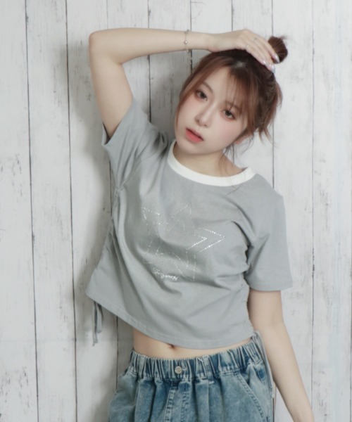 GORGE(ゴージ)の「《キラッとドロスト》レディース 半袖Tシャツ サイドギャザー クロップド丈 春夏秋(Tシャツ/カットソー・レディース・ブラック/オフホワイト/ブルー/グレー・F)」の11枚目の写真
