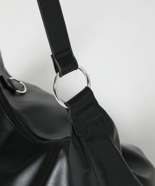 RAGEBLUE（レイジブルー）の「シンセティックレザーコンビ/タックラウンドショルダーバッグ（ショルダーバッグ・メンズ・ブラック/その他19・FREE）」の10枚目の写真