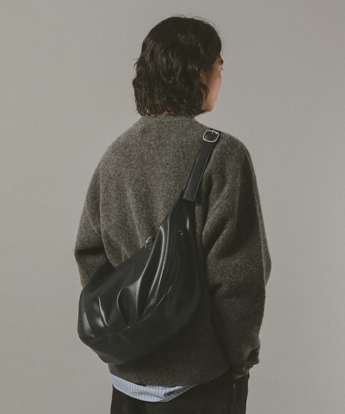 RAGEBLUE（レイジブルー）の「シンセティックレザーコンビ/タックラウンドショルダーバッグ（ショルダーバッグ・メンズ・ブラック/その他19・FREE）」の17枚目の写真